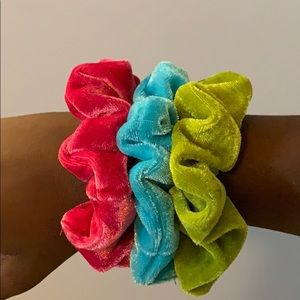 spring colored francesca’s scrunchies
